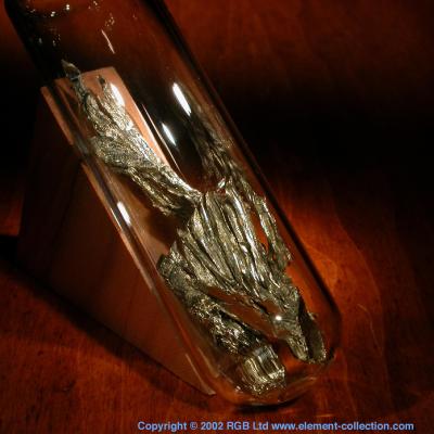 Dendritic crystals under argon