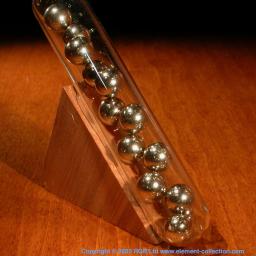 Ball bearings ampouled under argon