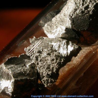 Lumps ampouled under argon
